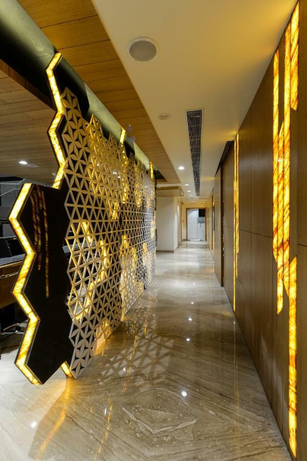 Hotel Atishay Бхопал Экстерьер фото
